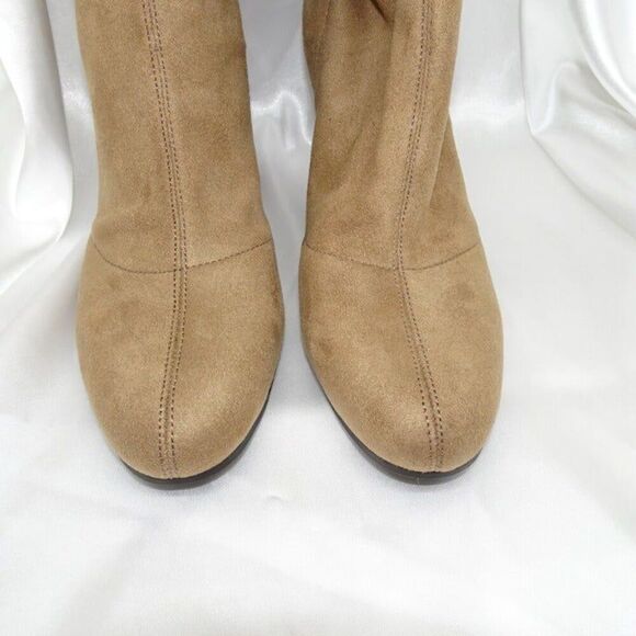 Vince Camuto Sendra Microsuede Boot, 8M - Picture 4 of 7